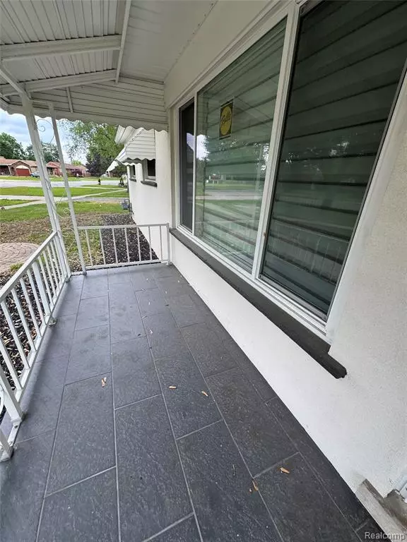 Allen Park, MI 48101,8511 Allen Road