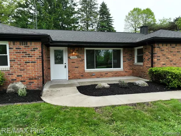 Lapeer, MI 48446,1022 Turrill Road