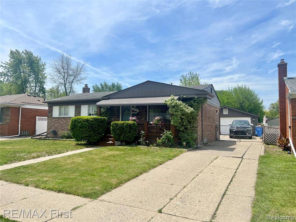 28447 Patricia Avenue, Warren, MI 48092