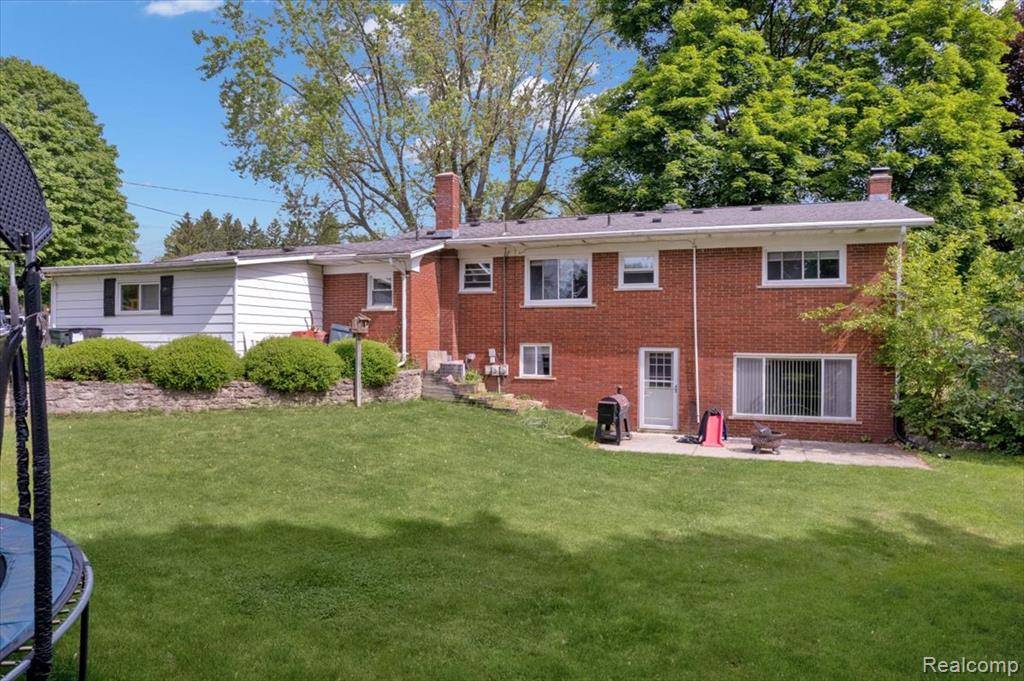 Washington, MI 48095,12016 Barbara Ann Drive