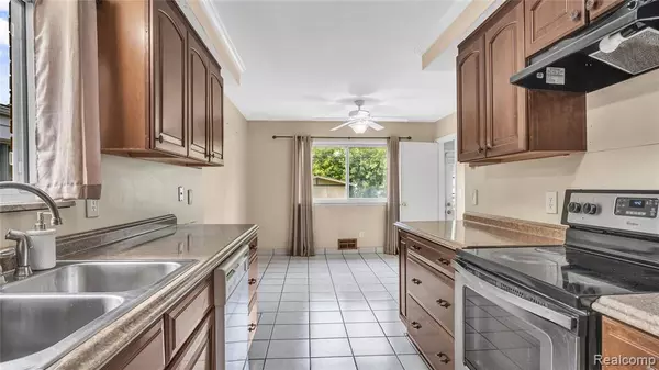 Madison Heights, MI 48071,1373 Fontaine Avenue