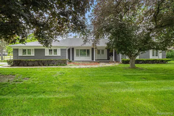 429 Bella Vista, Grand Blanc, MI 48439
