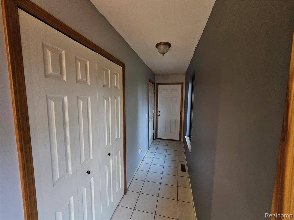 Swartz Creek, MI 48473,11103 Hill Road