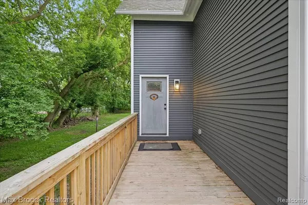 Howell, MI 48843,515 W. Clinton