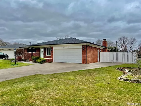 Sterling Heights, MI 48312,35455 Alta Vista Drive