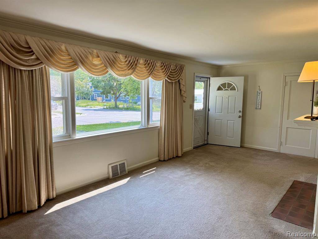 Ann Arbor, MI 48103,612 Cressfield Lane