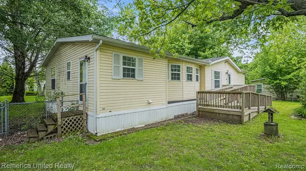 Howell, MI 48114,5758 Maunee Drive