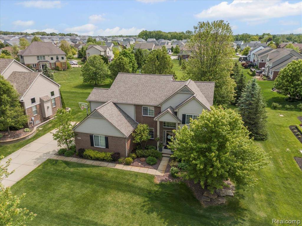 New Hudson, MI 48165,29818 Bradford Drive