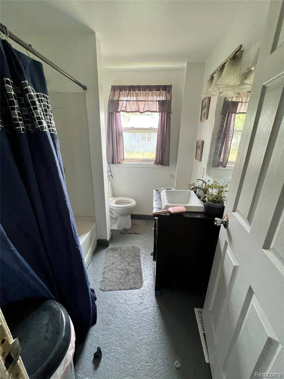 Saginaw, MI 48602,2500 Salt Street