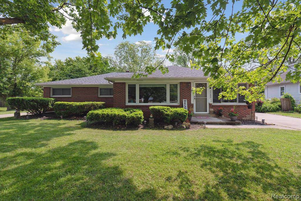 35405 W Jefferson Avenue, Brownstown, MI