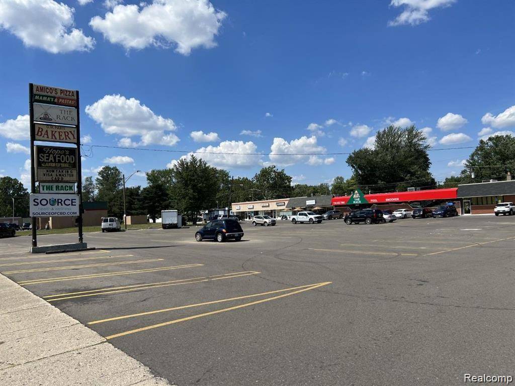 28370 JOY Road, Livonia, MI 48150