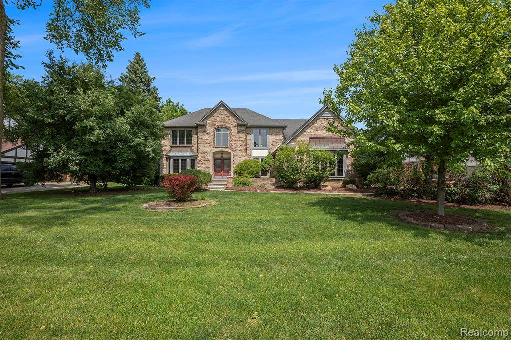 1717 Brandywine Drive, Bloomfield Hills, MI 48304
