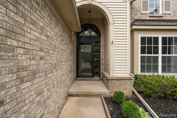 Northville, MI 48168,16413 MULBERRY Way