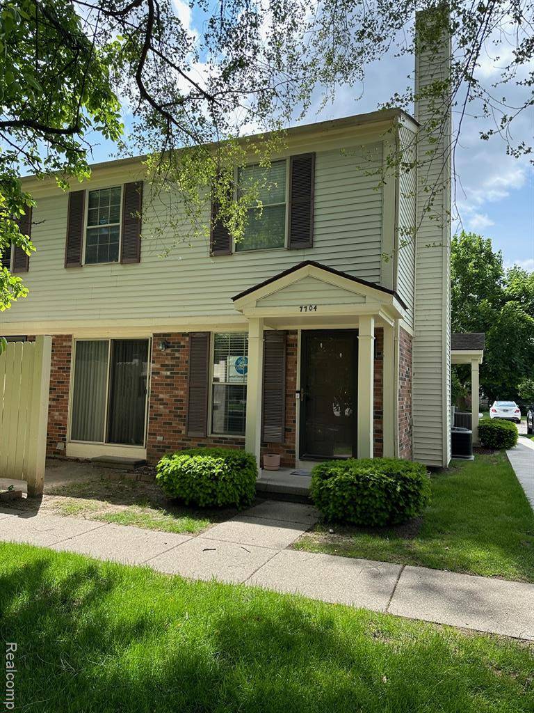 7704 Lake Ridge dr Drive, Waterford, MI 48327