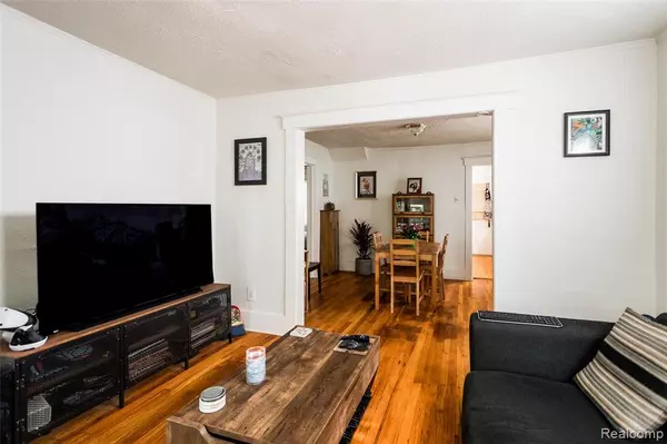Ferndale, MI 48220,348 W Chesterfield Street
