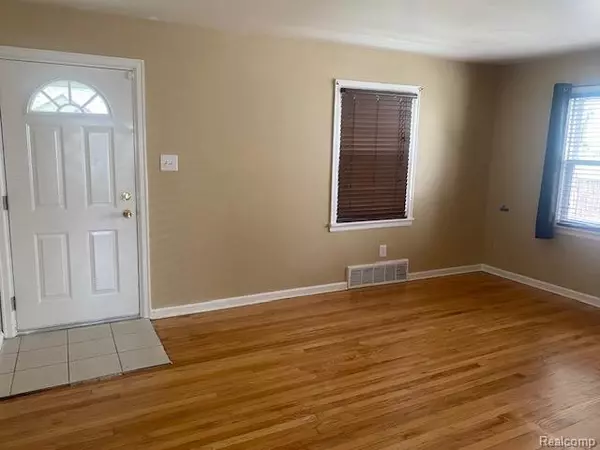 Lincoln Park, MI 48146,677 Cleveland Avenue