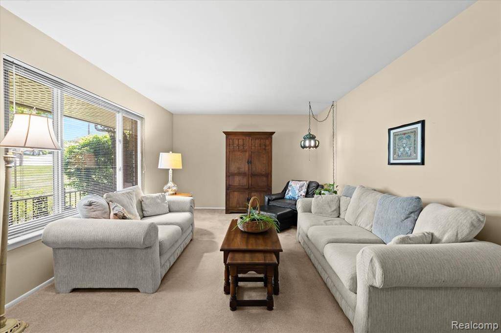 White Lake, MI,8876 Sandy Crest Drive