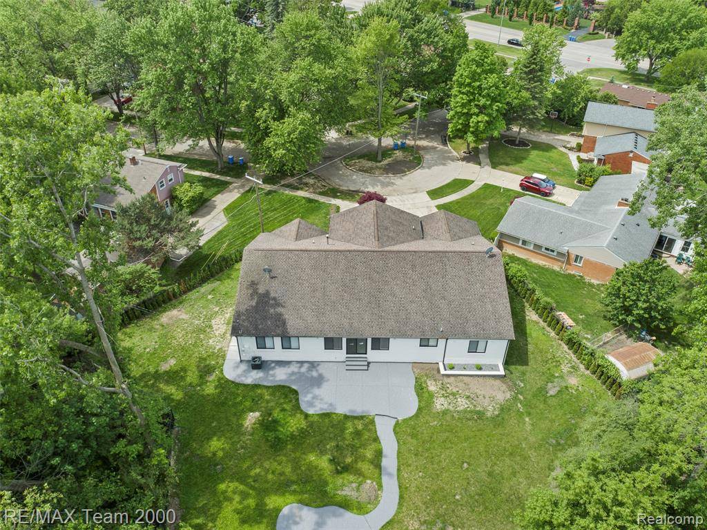Dearborn Heights, MI 48127,6302 Burger Street