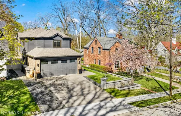 Dearborn, MI 48124,636 Morley Court