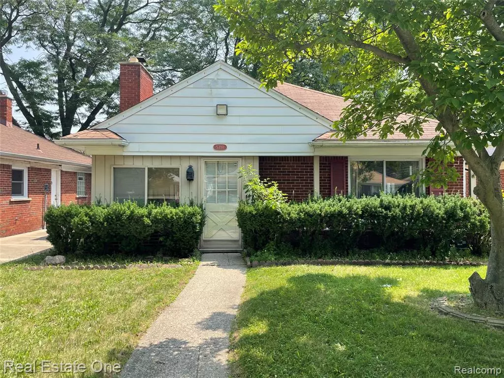 Dearborn Heights, MI 48127,5710 BURGER Street