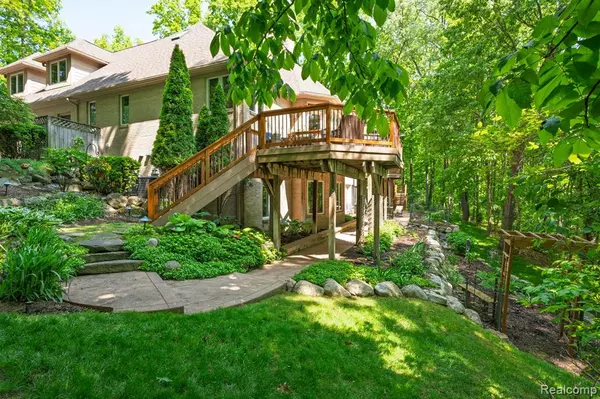 Howell, MI 48843,3587 Woodridge Drive