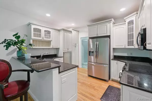 Birch Run, MI 48415,8883 Dixie Highway