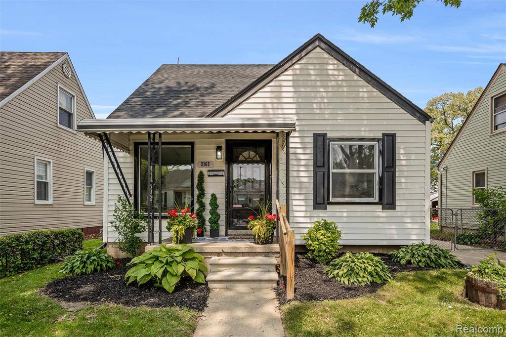 Lincoln Park, MI 48146,2162 Mill Street