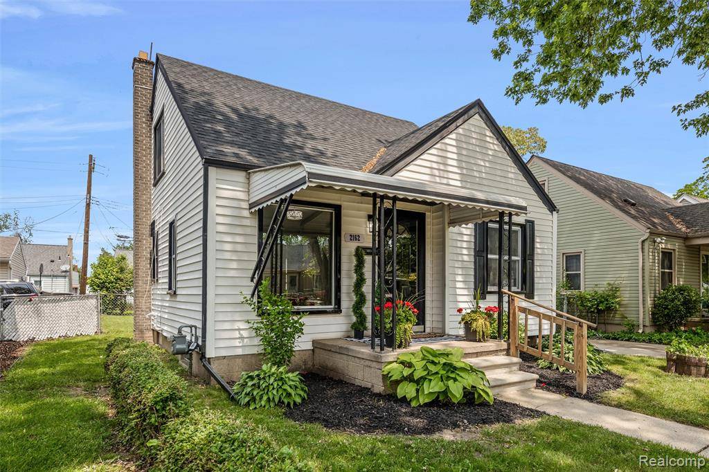 Lincoln Park, MI 48146,2162 Mill Street