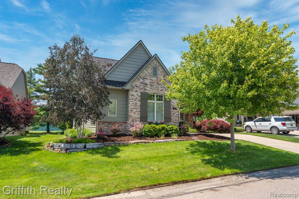 Brighton, MI 48116,4464 Villa France Drive