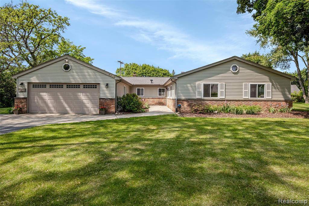 5908 Burnham Road, Bloomfield Hills, MI 48302