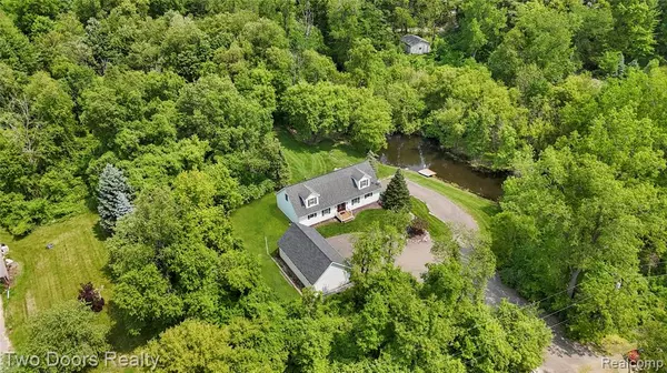 Oxford, MI 48370,3040 Honey Bee Lane