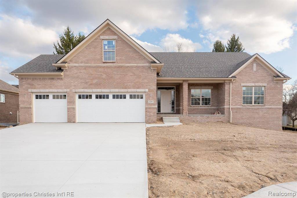 3201 ROMA COURT, Wixom, MI 48393