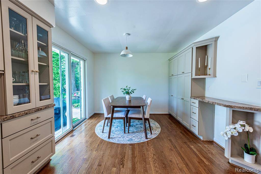 Royal Oak, MI 48073,4162 Arlington Drive