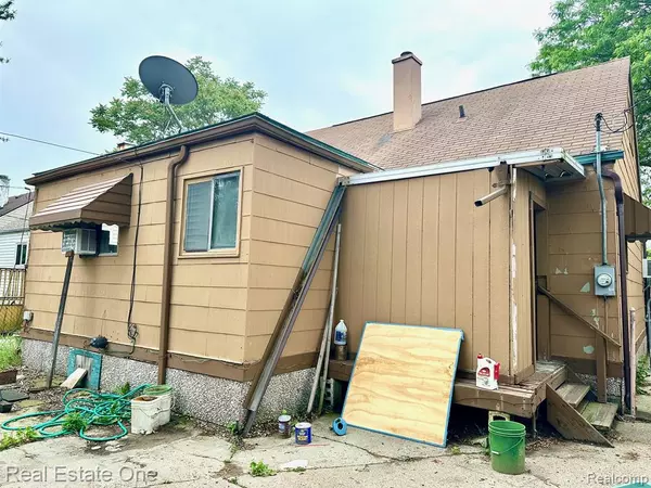 Madison Heights, MI 48071,26636 Lorenz Street