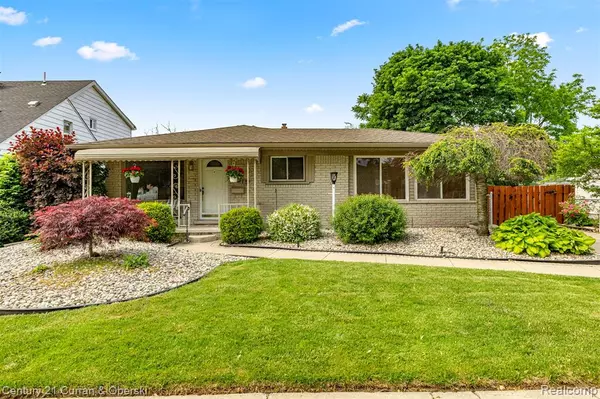 17215 Hanover Avenue, Allen Park, MI 48101