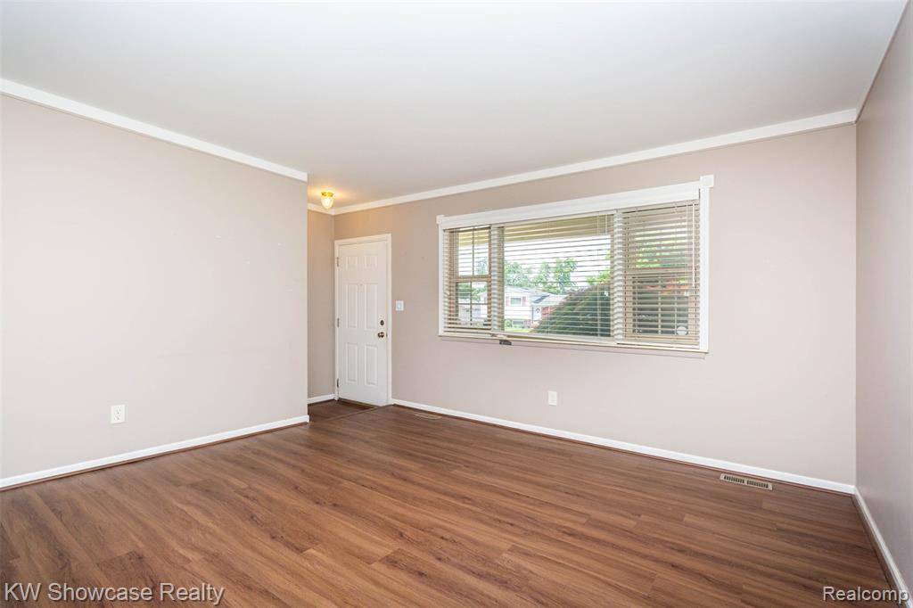 Westland, MI 48186,30731 Middlebury Street