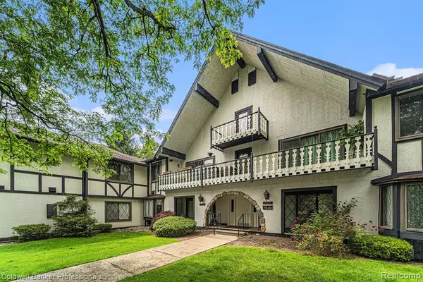 Bloomfield Hills, MI 48304,42160 Woodward Avenue