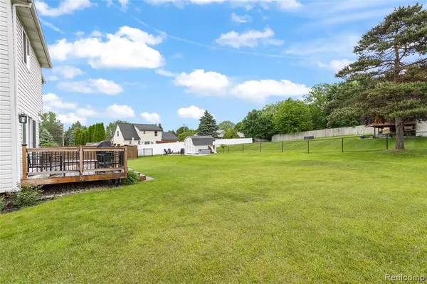 Bath, MI 48808,13545 Hunters Crossing