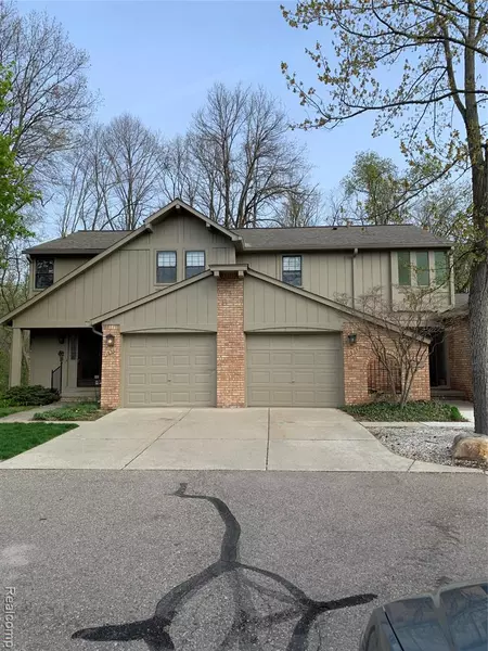 1830 Streamedege Court, Rochester Hills, MI 48309