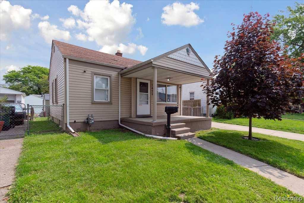 Lincoln Park, MI 48146,1822 College Avenue