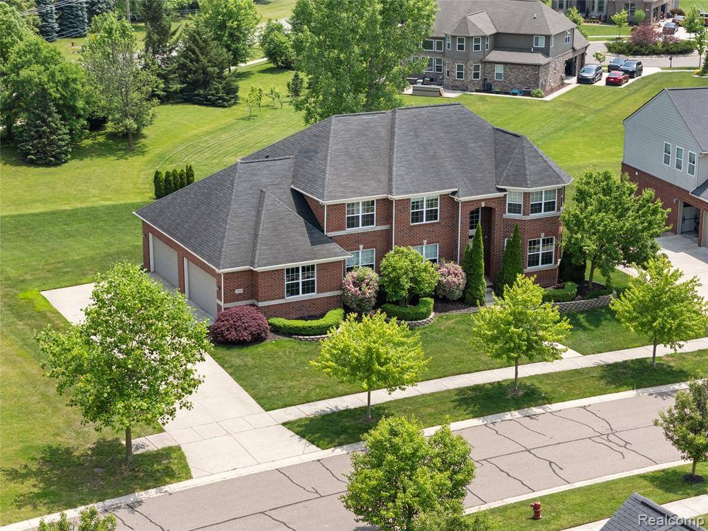 7031 Sylvania Lane, Canton, MI 48187