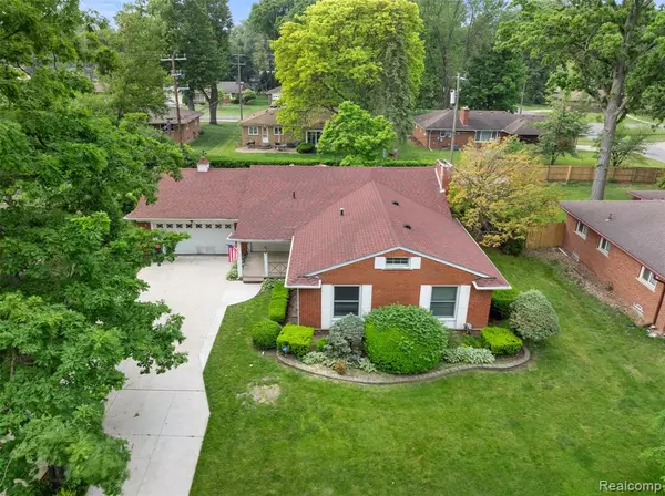 Southfield, MI 48075,18521 Nadol Drive