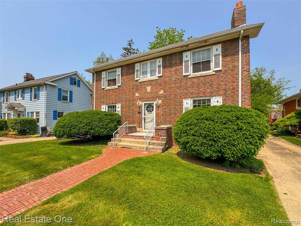 Pontiac, MI 48341,326 W Iroquois Road