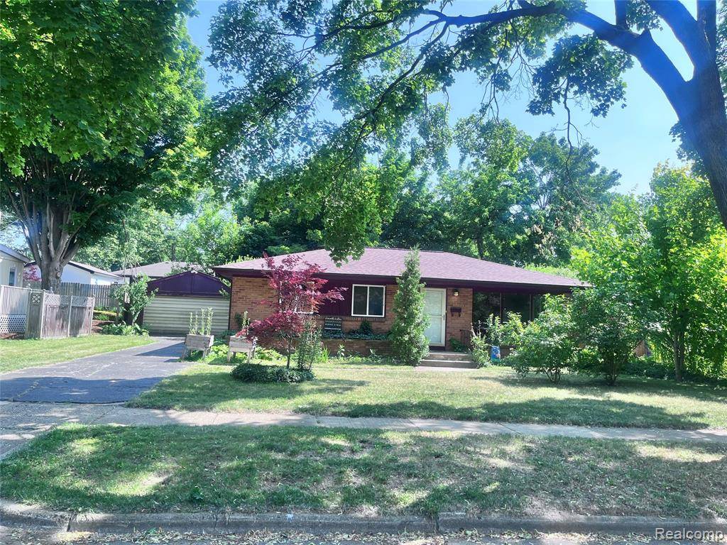 Grand Rapids, MI 49505,140 Pershing NE Drive