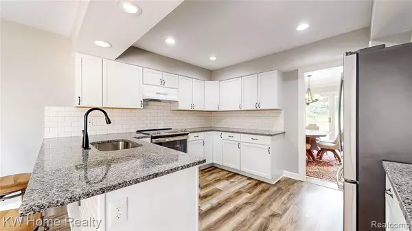 Farmington Hills, MI 48331,37634 Russett Drive
