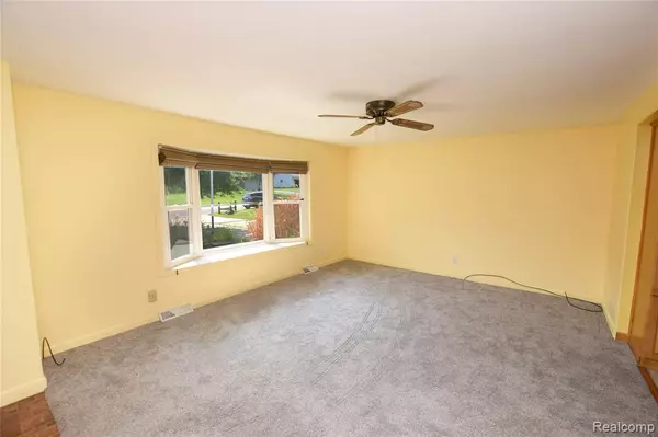 Flushing, MI 48433,516 Sunnyslope Drive