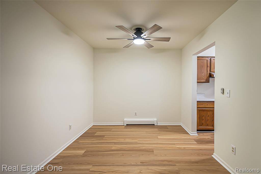 South Lyon, MI 48178,12108 SHENANDOAH