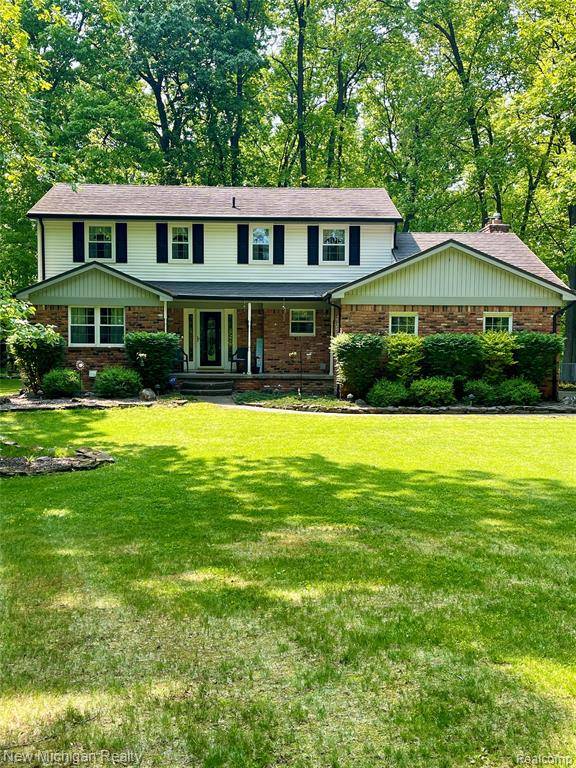 6567 Heaven Drive, Howell, MI 48855