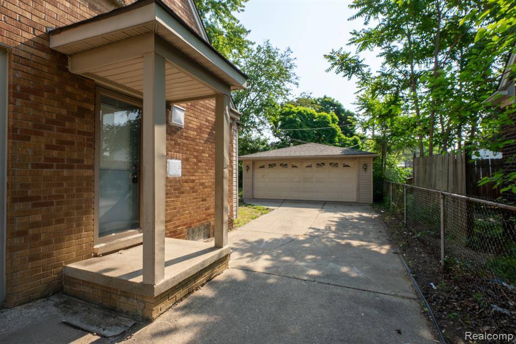 Dearborn, MI 48124,3715 Cornell Street