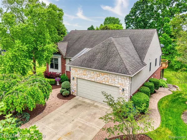 57755 Cider Mill Drive, New Hudson, MI 48165